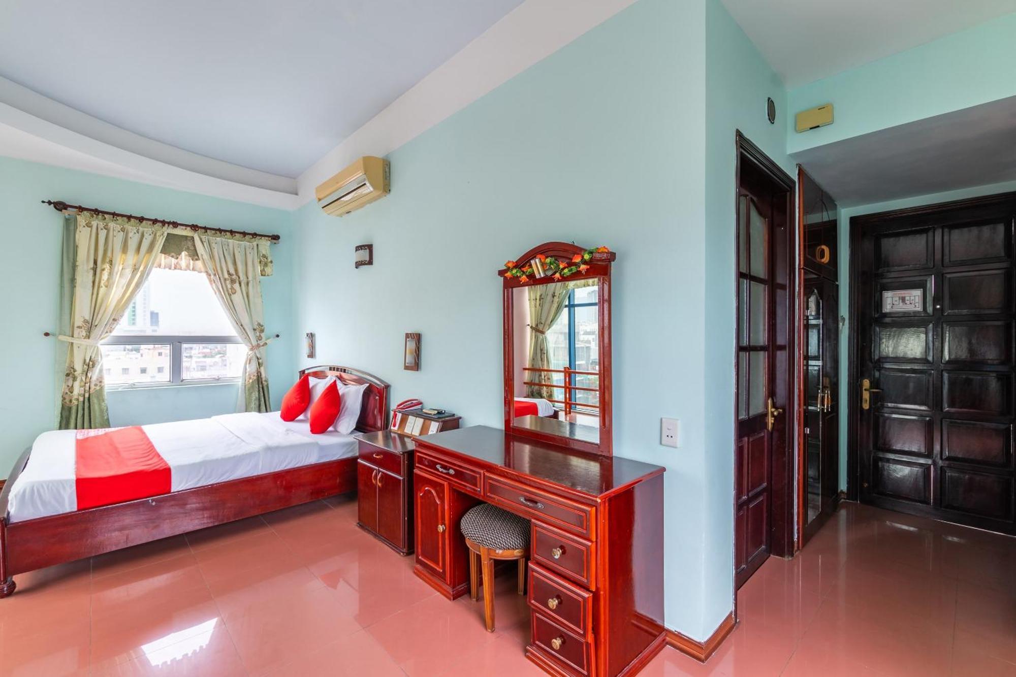 Hotel Super Oyo 266 Golden Gate Da Nang Exterior foto